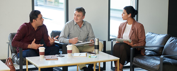 A relaxed conversation among peers